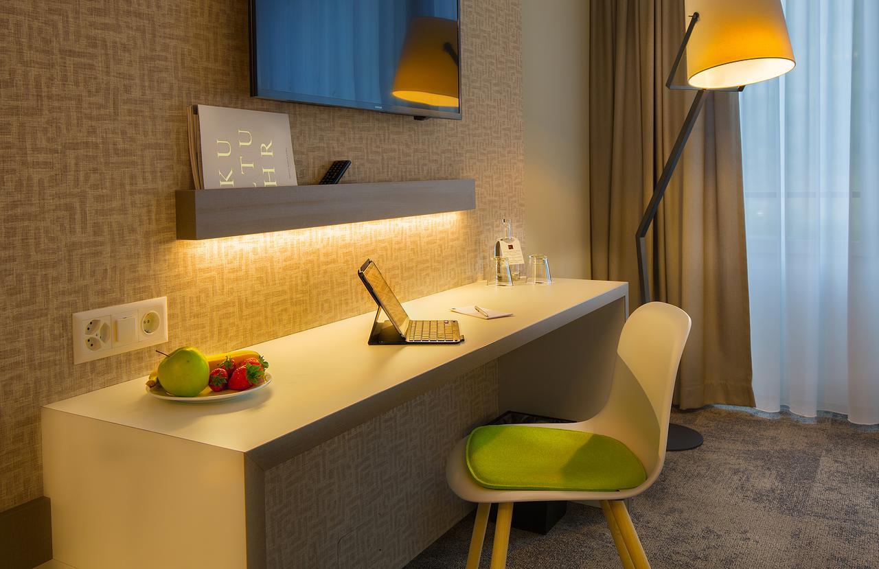 B_Smart Motel Ландкварт Екстериор снимка