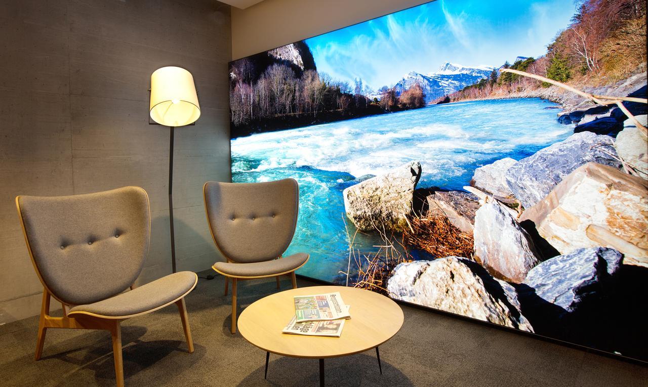 B_Smart Motel Ландкварт Екстериор снимка